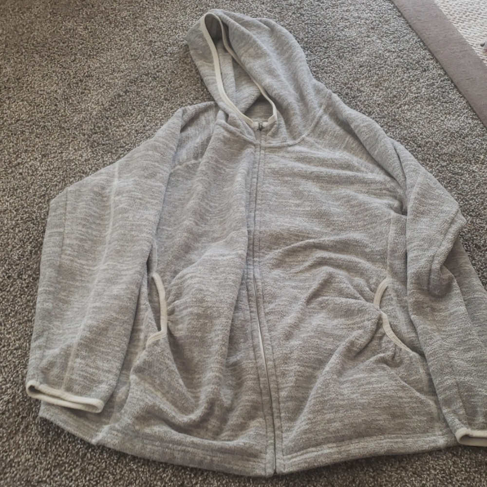 Maternity hoodie